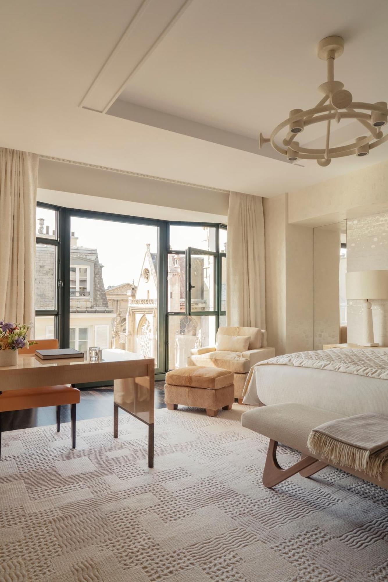 Hotel Cheval Blanc Paris&dior Cheval Blanc Paris